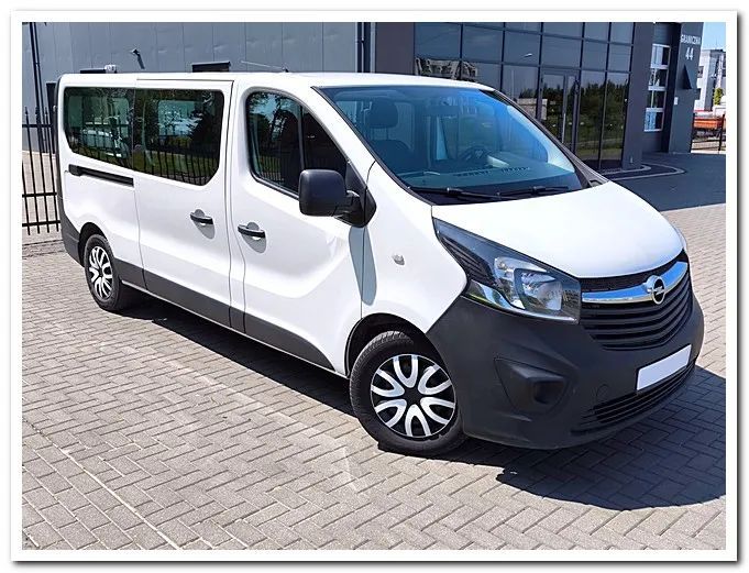 Opel Vivaro Navi 9-osobowy