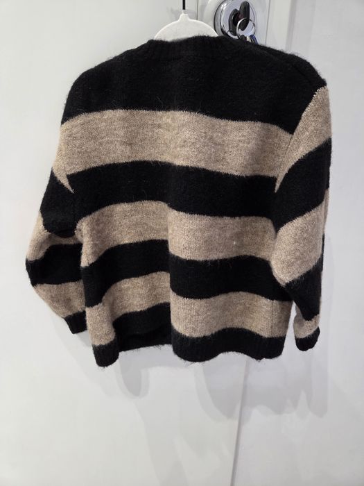 Sweterek firmy ZARA