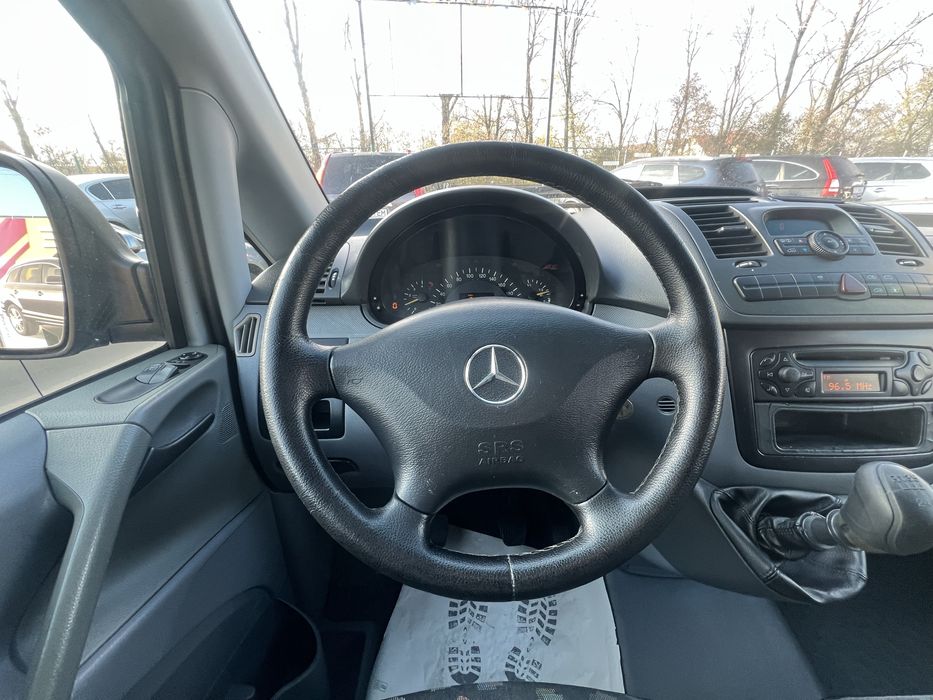 Машина в гарному стані готова до рейсу