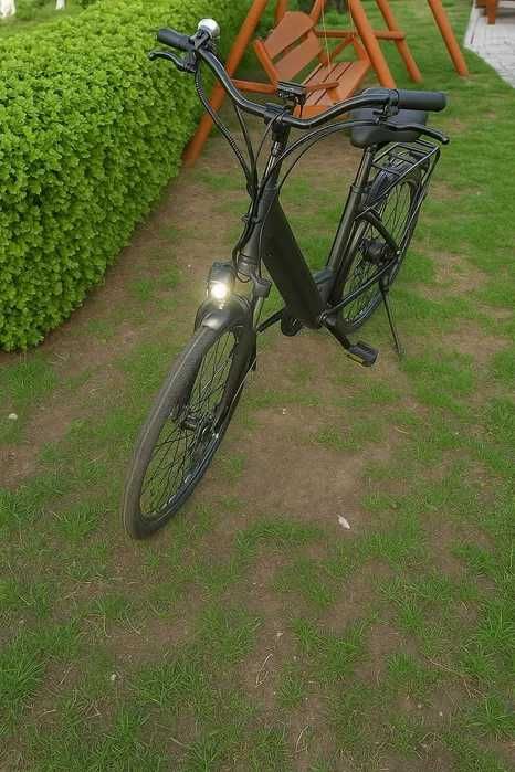 Rower Elektryczny 250W Z Baterią W Ramie + 3 Gratisy Od Ręki EBIKE