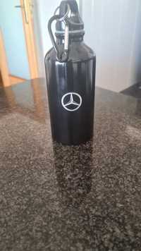 Cantil Mercedes-Benz