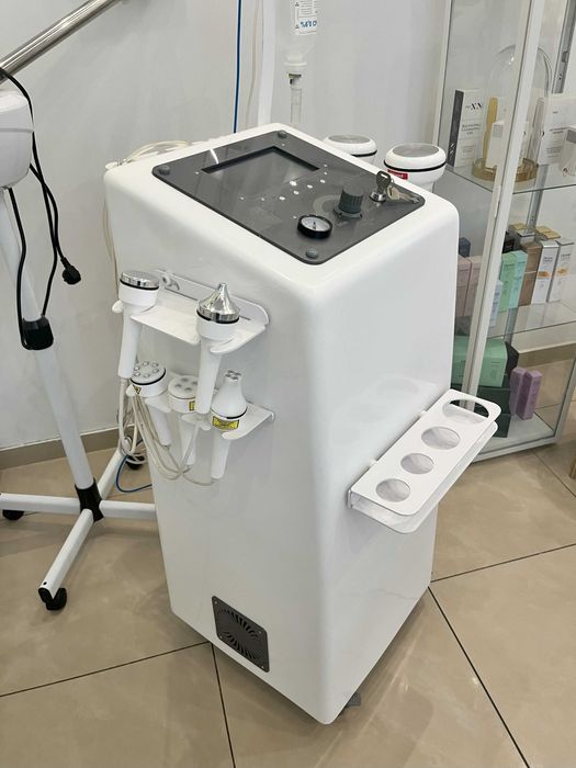 Kombajn kosmetyczny HEBE 13 w 1