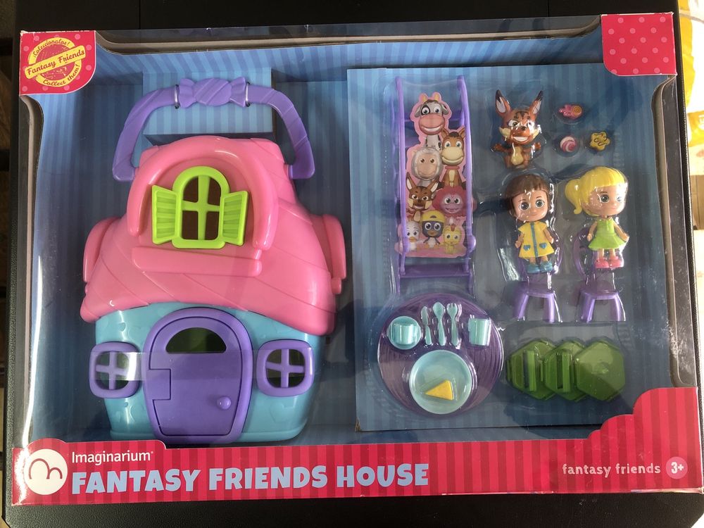 Fantasy Friends House com 3 bonecas extra - Novo