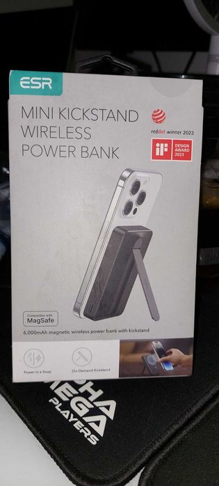 Power bank ze stojakiem i indukcyjnym ładowaniem 6000mah