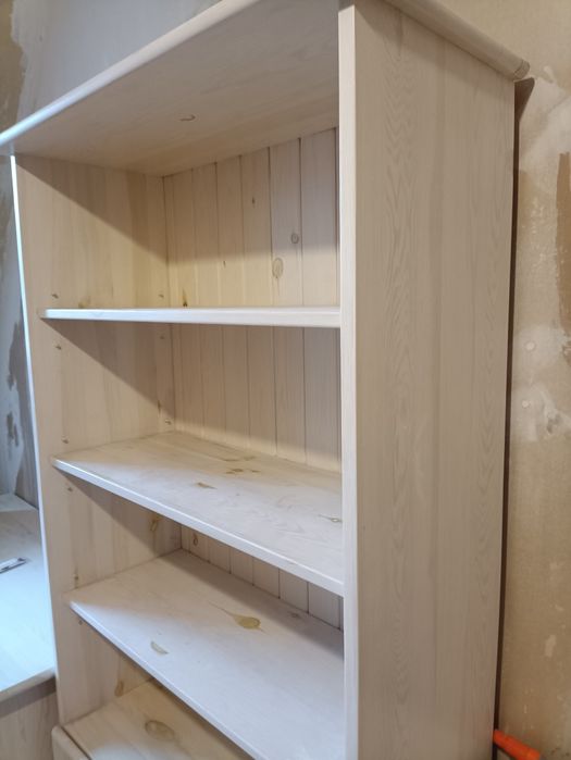 Biblioteczka drewniana