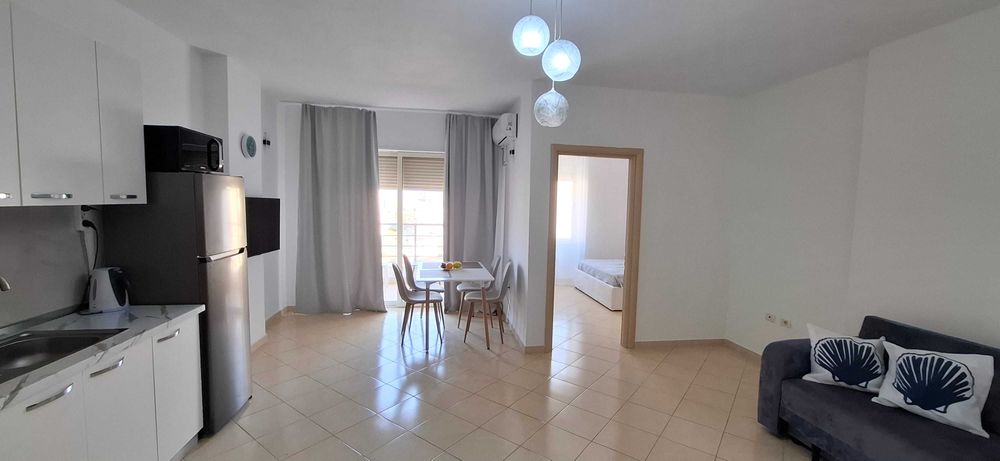 Аренда супер апартаменты 1+1, =1000грн, море 150м. Дуррес  Албания .