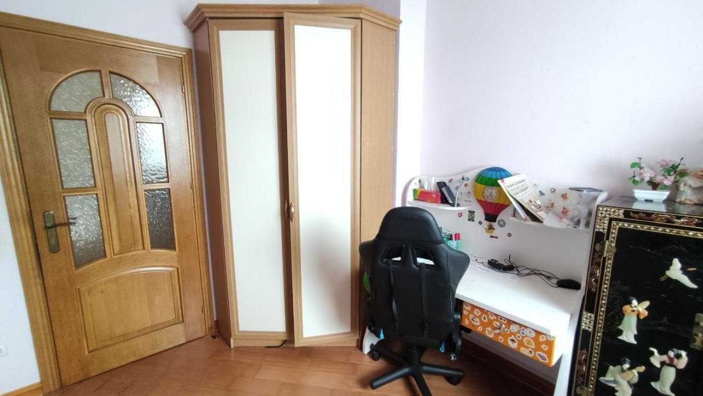 Продаж будинку, вулиця Брюховицька