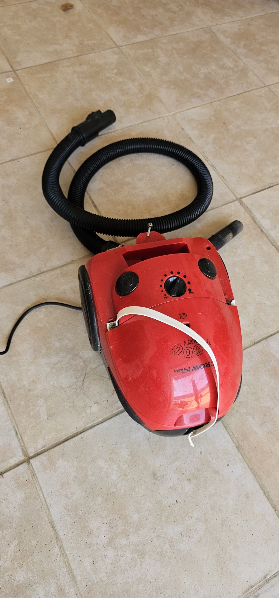 Aspirador Crown 1500w