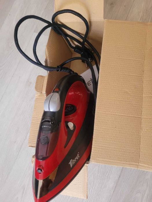 Ferro a Vapor pouco usado