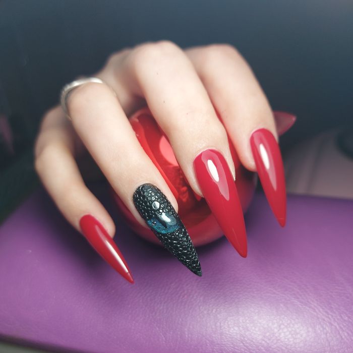 Маникюр Роганский жилмассив