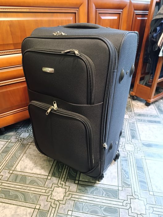 Валіза чемодан на колесах з ручкою Вінкс новий