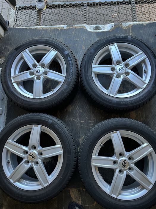 Kola zima  hankook hyundai i30 kia soul ceed 5x114.3 205/55/16 komplet