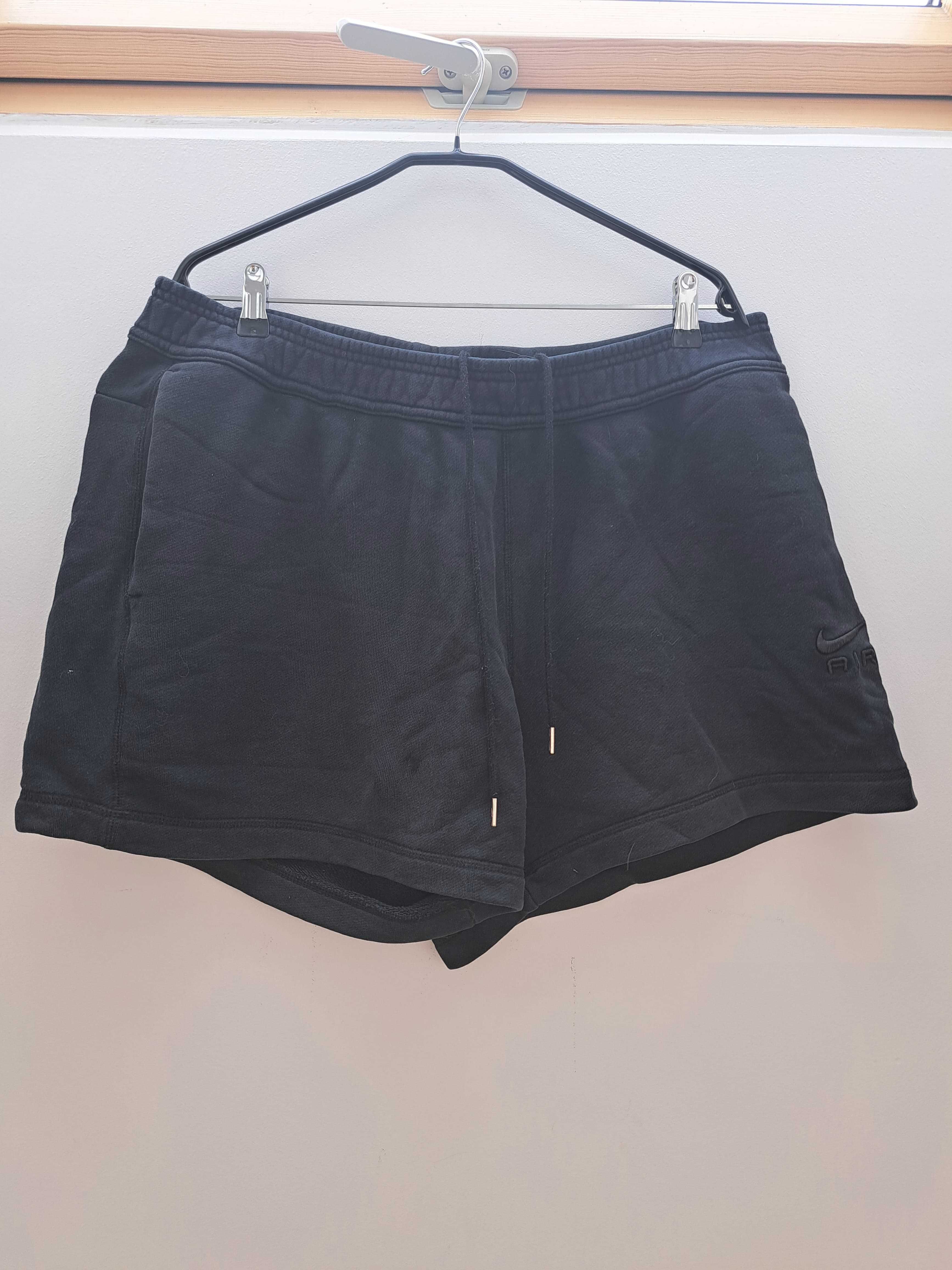 Czarne spodenki Nike Air XXL – wygodne, bawełniane