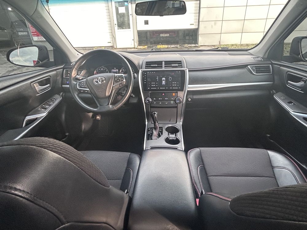 Продам Toyota Camry 2015 року