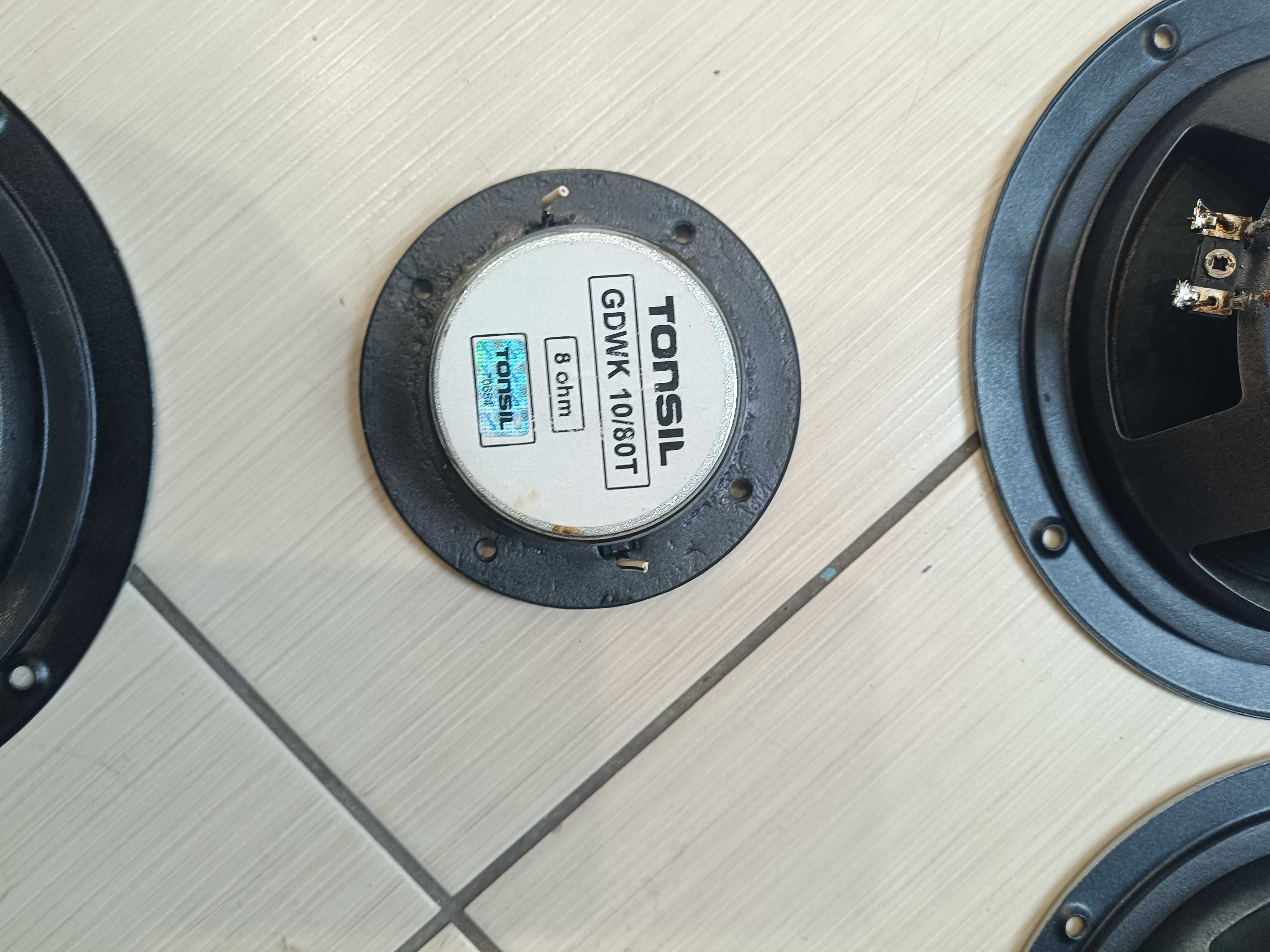 Głosniki tonsiil mildton,fenix 100