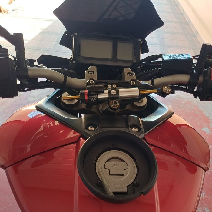 Yamaha tracer 900