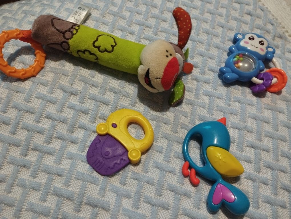 Набір іграшок для немовляти