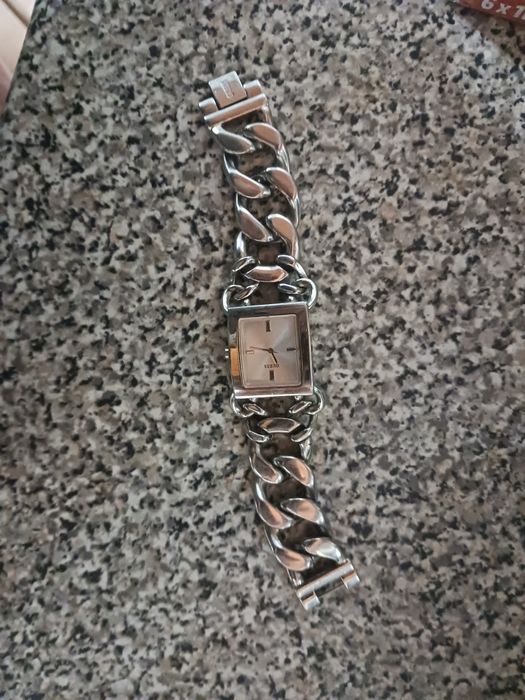 Relógio guess 90€ máquina 20€