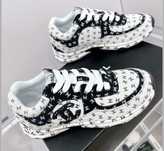 Chanel Suede Trainer Branco Preto