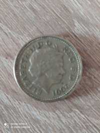 Монета. 1 фунт стерлингов. 2001 год