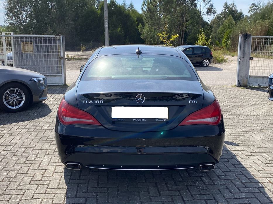 Mercedes-Benz CLA 180d - NACIONAL