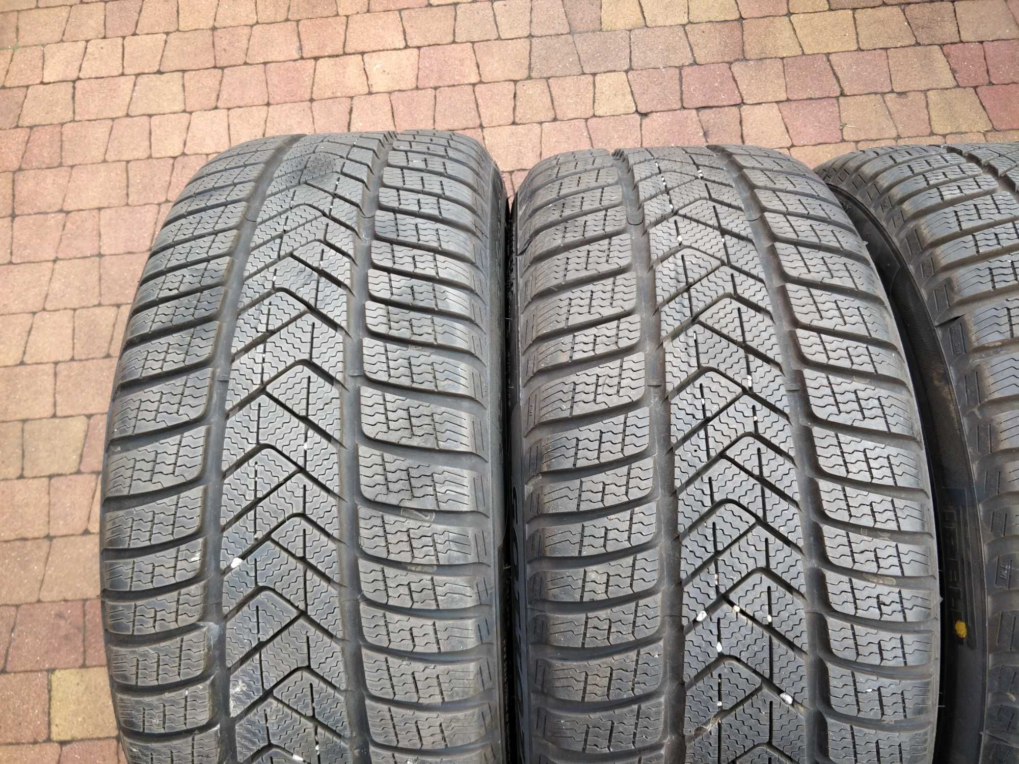 3107. Opony zimowe 245/40/20 Pirelli Runflat 8mm cena za 4szt