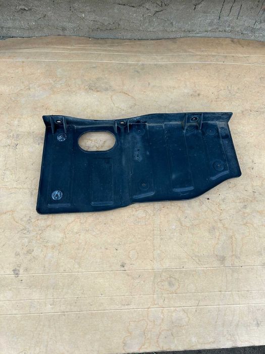 Osłona silnika boczna prawa Hyundai i40  29120-3Z000