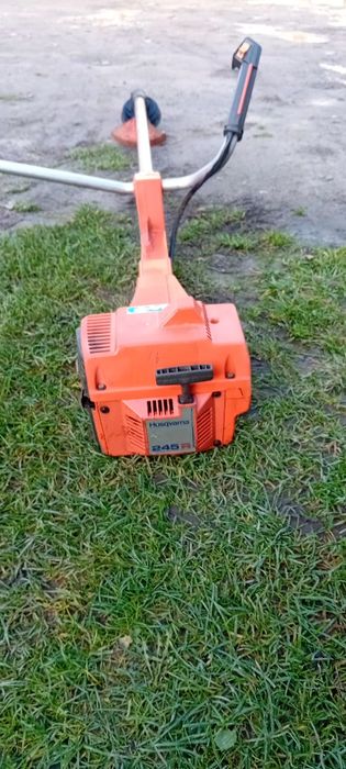 Kosa Husqvarna 245r