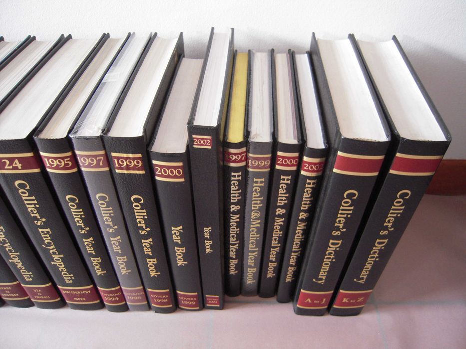 Enciclopédia Collier's Edição de 1992 por MacMillan