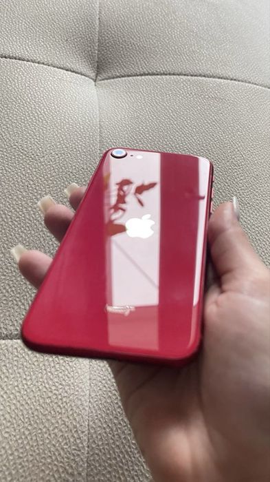 Продам Iphone Se 2022  128gb Red