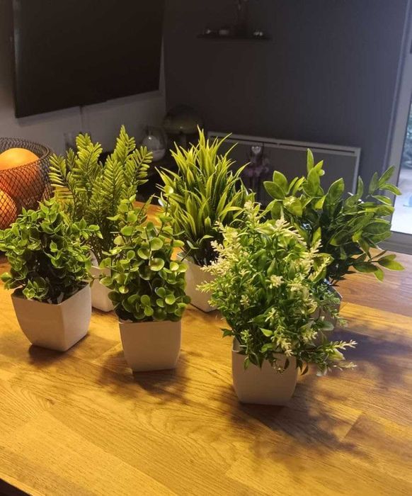 Sztuczne kwiaty z doniczkami 6 szt. zestaw roślin sztucznych