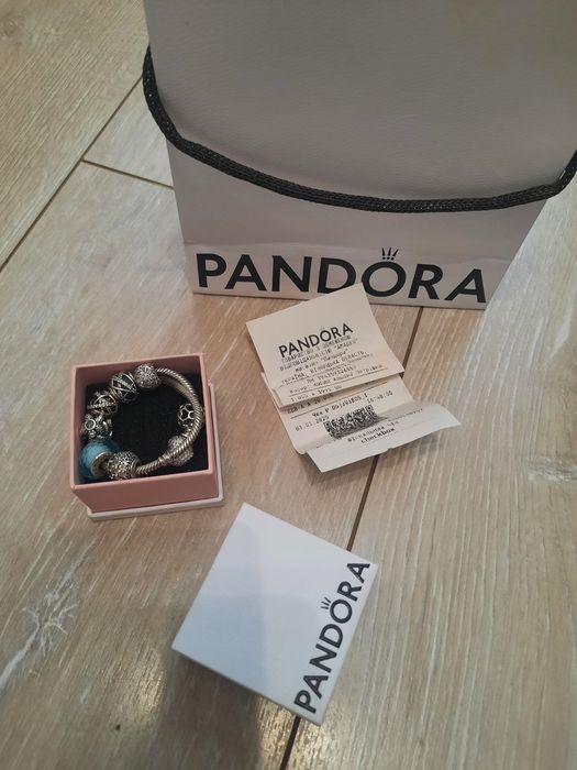 Браслет PANDORA .Шарми