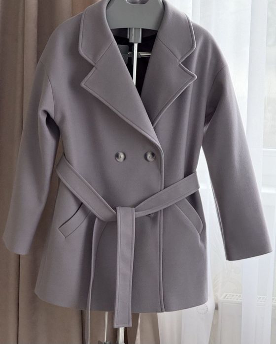 Пальто пальта шоколад червоне сіре