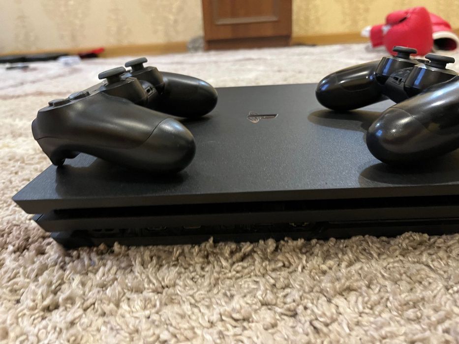 Продам пс 4 про на 1 ТБ