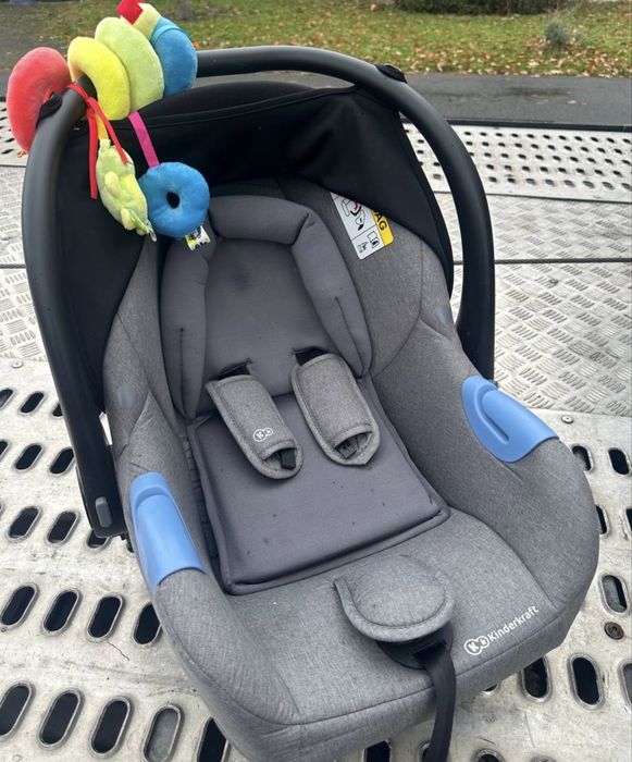 Продам автолюльку