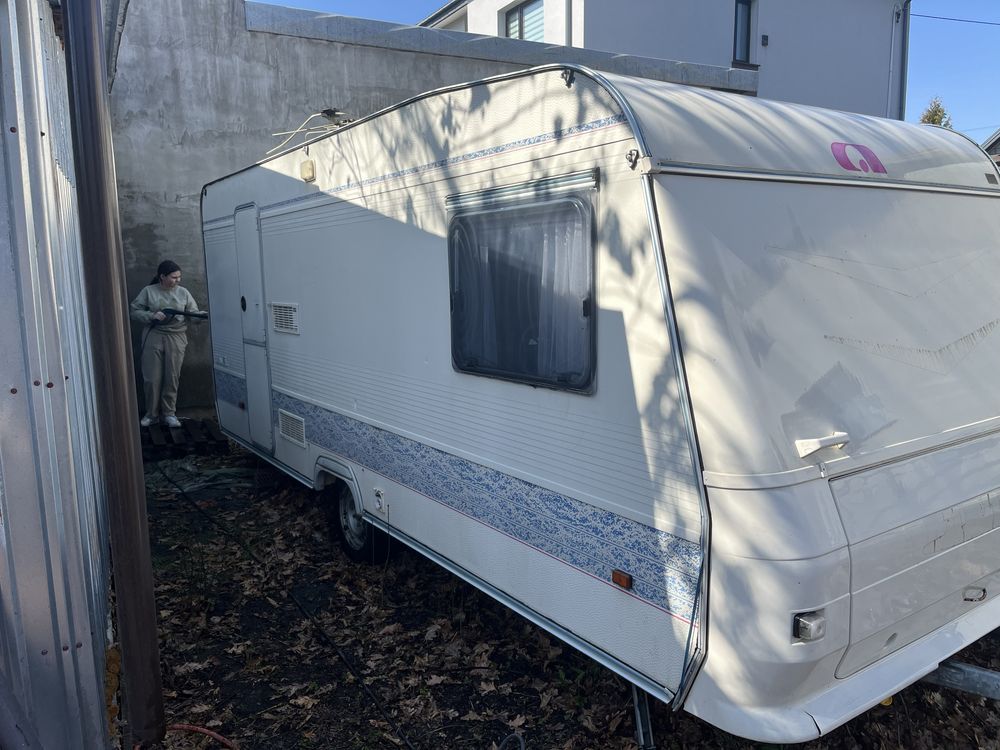 Przyczepa adria 2000r super stan jezdna