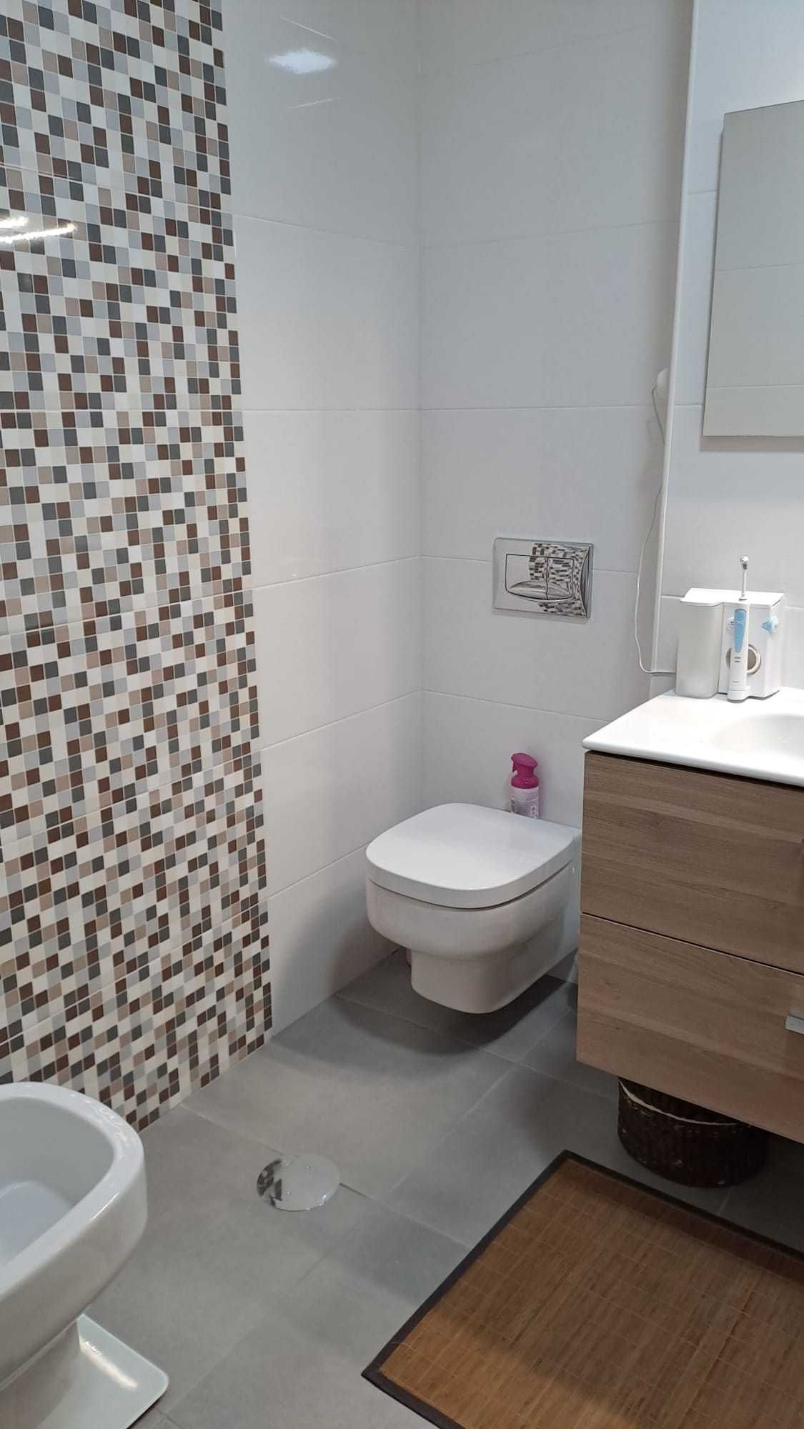 Apartamento T3 Estado Novo