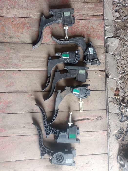 Педаль газа акселератора Skoda Seat Audi Volkswagen