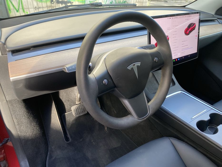 TESLA Model Y LR DM 2024 16т.міль, 500+км, 400к.с.,