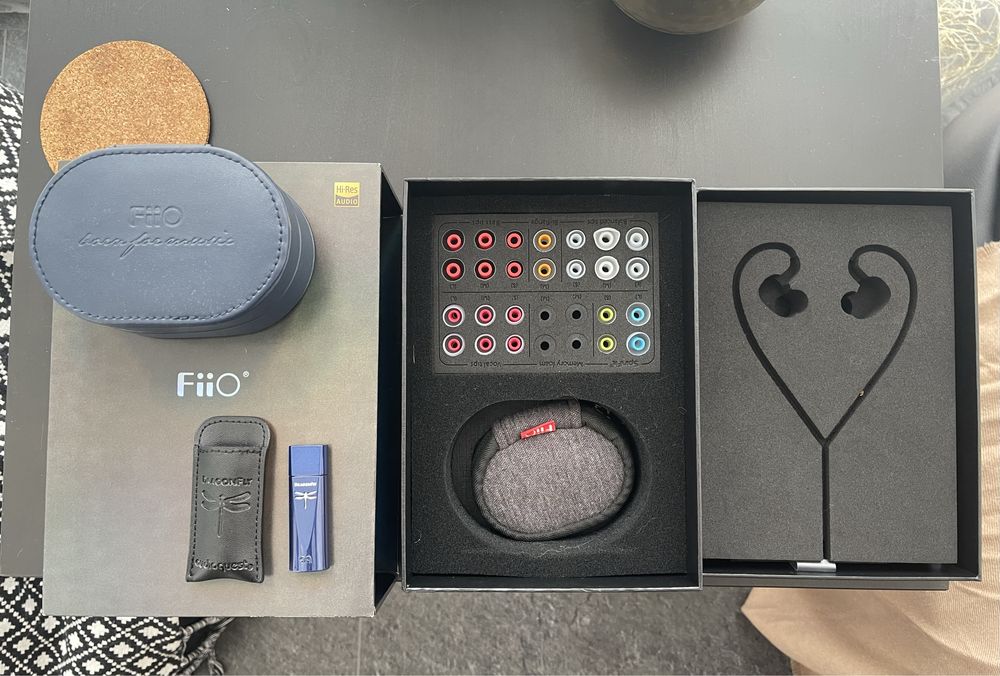 Навушники FiiO FA9 Silver