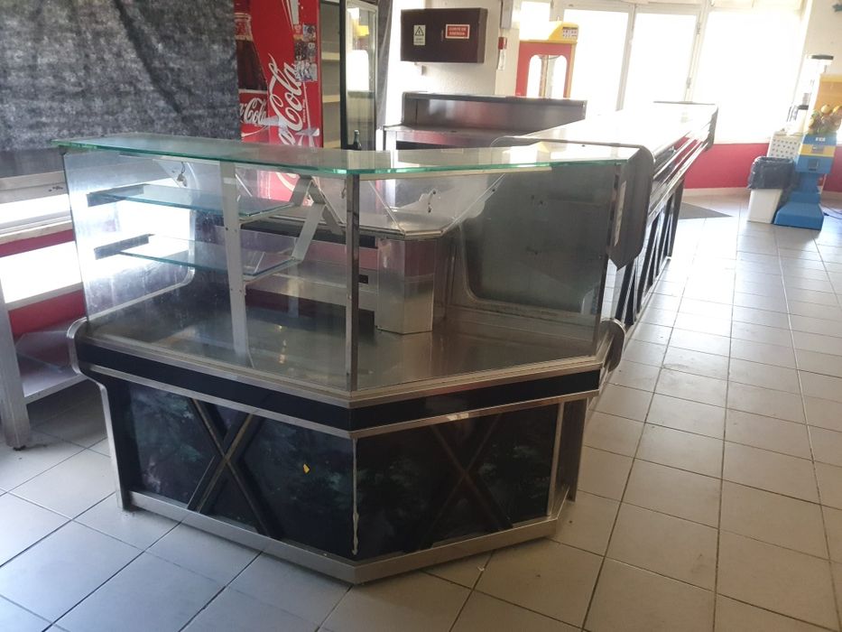 Vitrine de canto