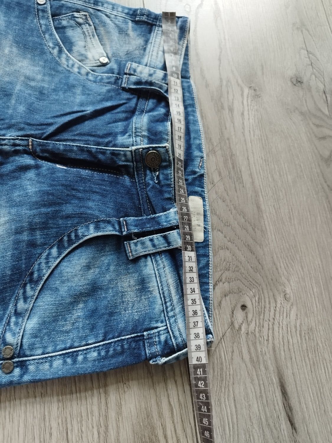 S/M spodnie jeansy rurki męskie wyprzedaż