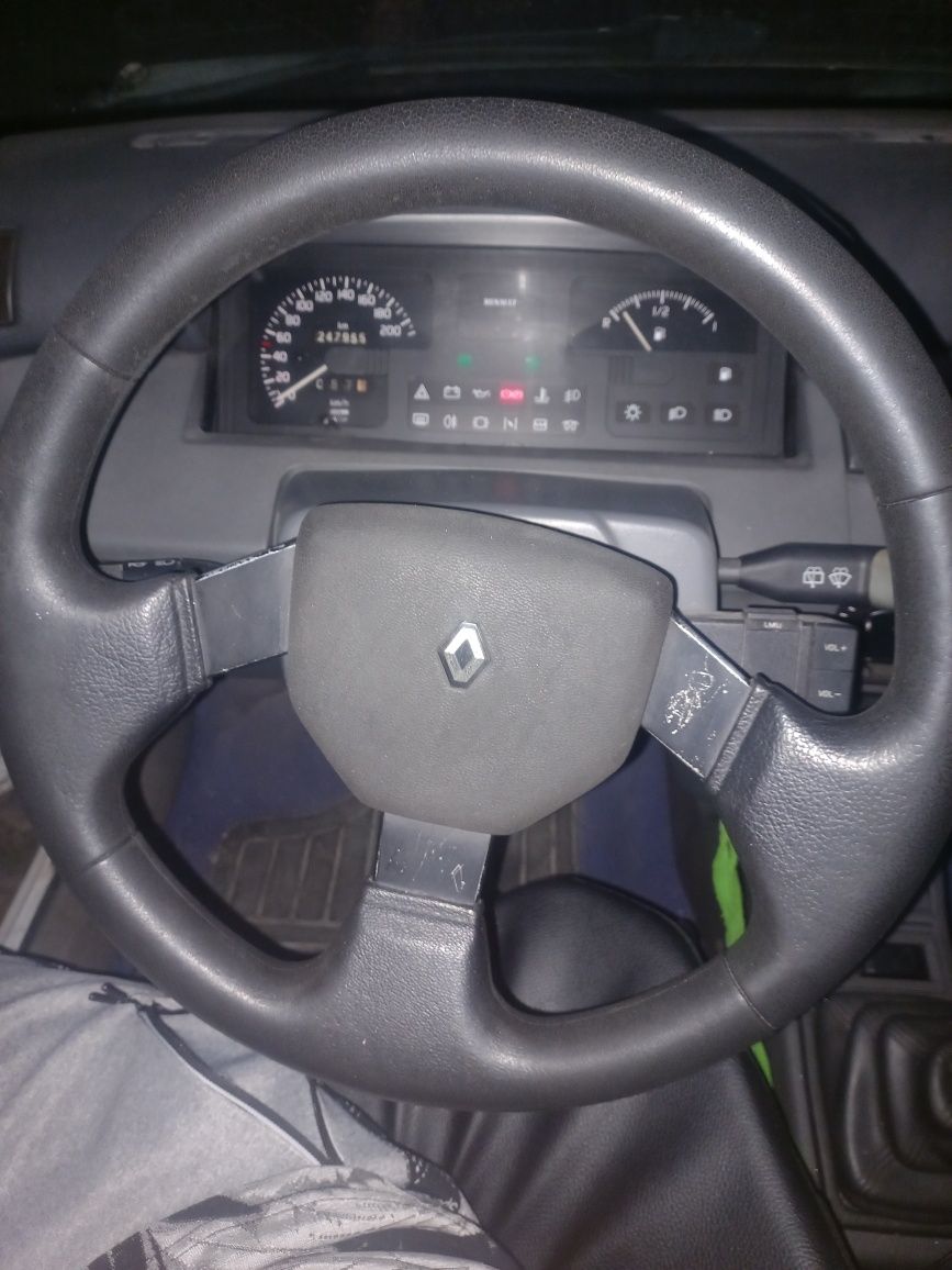 Vendo Renault clio