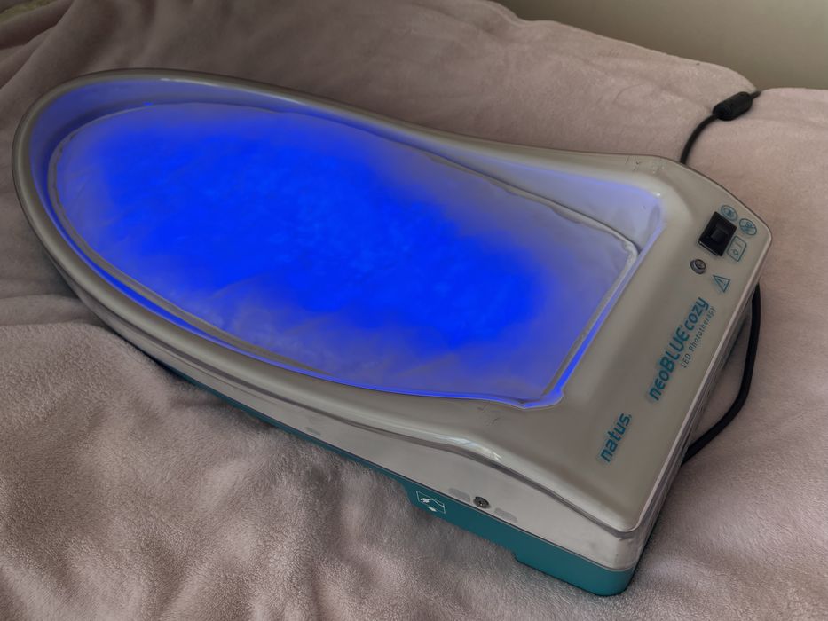 Лампа для лікування жовтухи (жовтяниці) у новонароджених