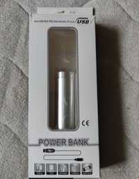 Nowy Powerbank srebrny 2200