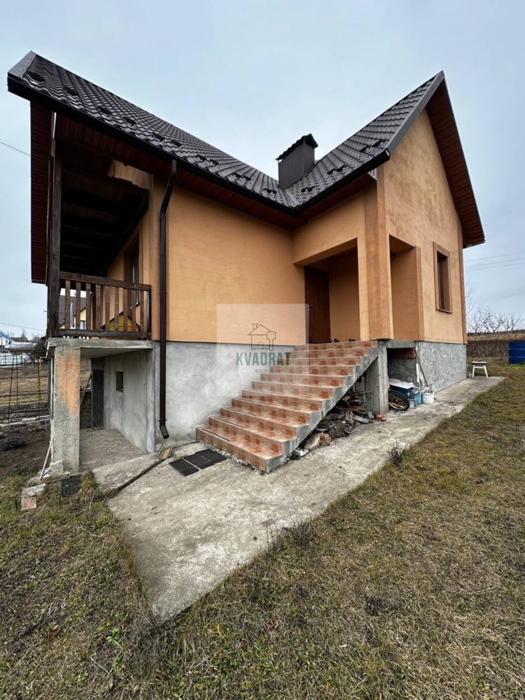 Продам затишний будинок в місті