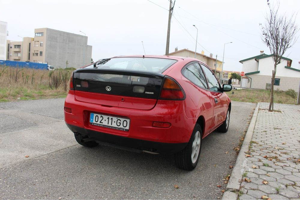 Mazda 323C 1.3 (75cv)