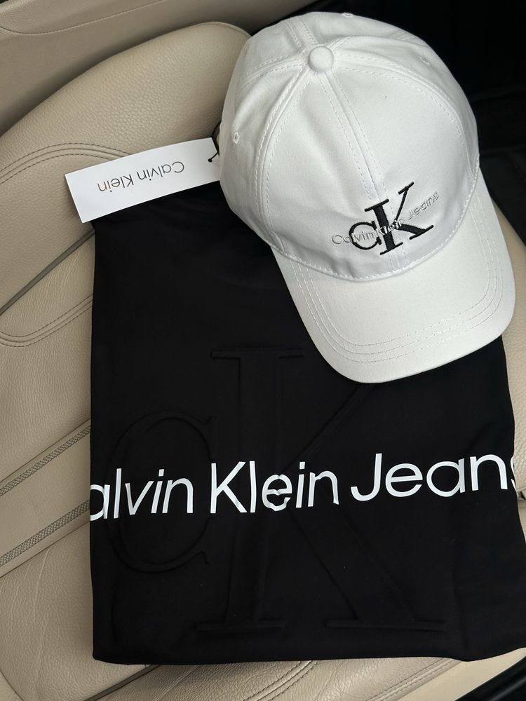 Кепка Calvi Klein, жіноча кепка, біла кепка, чорна кепка