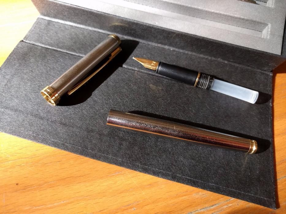 Nieużywany, elegancki zestaw Senator na prezent - długopis i pióro