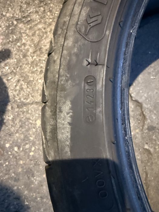 235/40 r19 Continental / Komoran komplet lato 6mm bieżnik